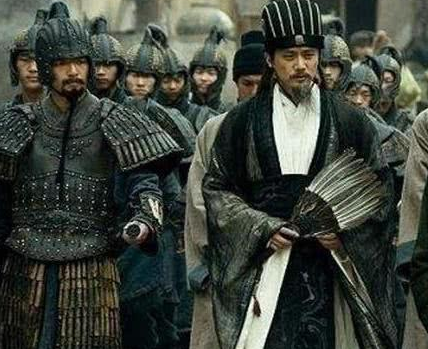 诸葛亮罢黜李严 诸葛亮死后为何李严无人起用