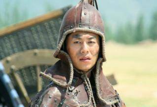 朱元璋当了皇帝，杀的第一个功臣是谁？