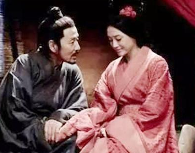 韩信当初如果辞官回乡的话 韩信最后还会被杀吗