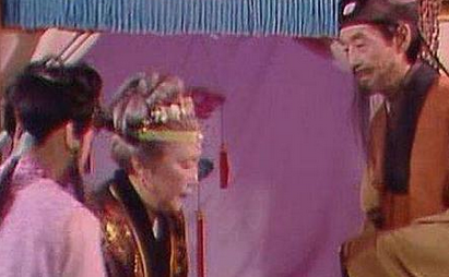 《红楼梦》王夫人处处针对林黛玉，贾母的反应是什么？