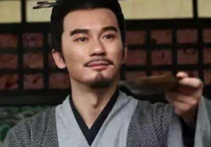 曹丕为王粲送行的时候，为什么要在灵堂学驴叫？