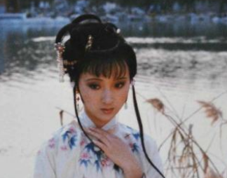 红楼梦黛玉怕冷，宝钗怕热，为何会这样?