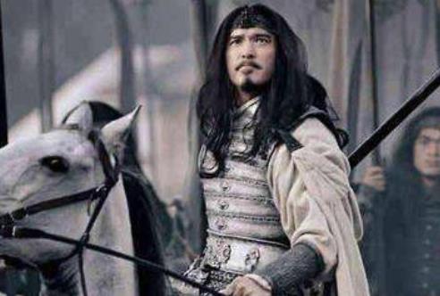 关羽最看不起的两位名将是谁？