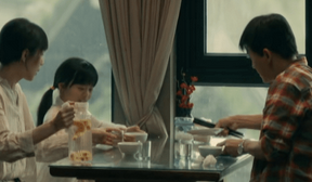 《亲爱的小孩》谢天华为什么愿意当“接盘侠”？