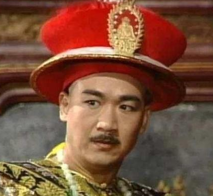 历史上的乾隆皇帝到底是什么样的 乾隆真的是昏君吗
