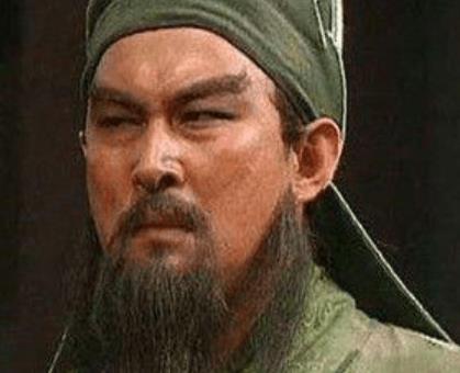 关羽的雕像总是闭目养神，这是为什么呢？