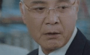 《女士的法则》中的陈文光的结局如何？