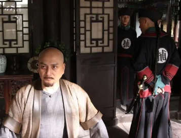 施公案第96回：张洪教暗进雨坛，傻和尚明警世界