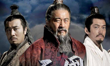 公孙瓒当初手里握有十几万大军 公孙瓒最后为何还是一事无成