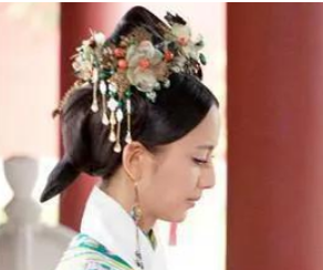 石文炳是什么出身？他最后的结局怎么样？