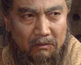 曹操得知孙权劝说自己称帝时，是什么态度?