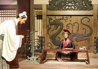 易牙为何会杀死自己的亲生儿子呢？