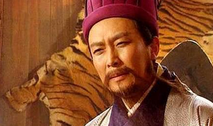 诸葛亮在北伐曹魏时，为什么要坐着四轮车出战？