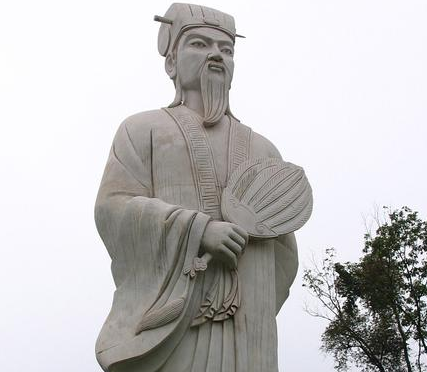 诸葛亮作为蜀汉的丞相 诸葛亮在蜀汉的权力有多大 