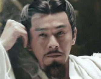 历史上伍子胥是什么出身？他与楚平王之间有何故事？