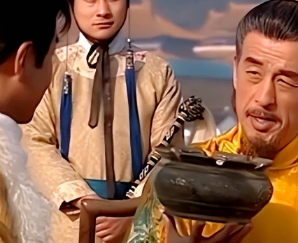 朱元璋用猪蹄问沈万三这是什么 沈万三又是怎么回答保命的