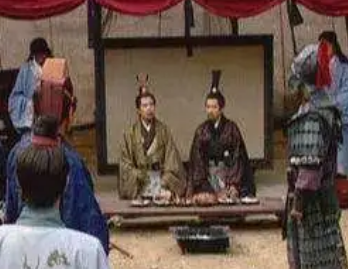 在答谢宴上，庞统安排魏延刺杀刘璋的原因是什么