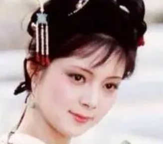 红楼梦中宝钗是挑拨王夫人与贾母之间的关系的？