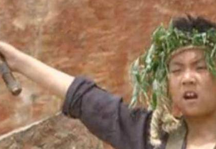 双亲死后朱元璋找地主借地被拒 朱元璋称帝后是怎么对待他的