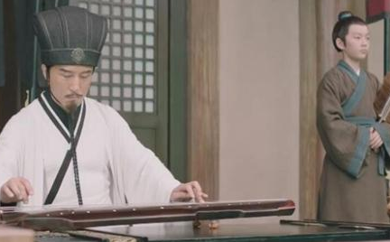 诸葛亮不是双腿健全吗 诸葛亮打仗的时候为何总坐着轮椅出行