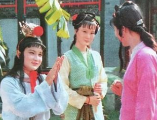 红楼梦中贾宝玉的生活状态是什么样的？与茗烟有何联系？