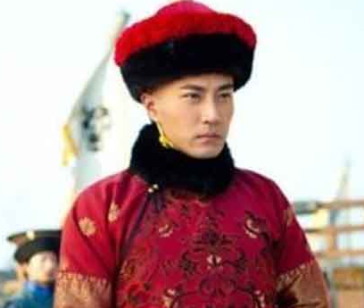 多尔衮作为阿巴亥的儿子 阿巴亥殉葬时多尔衮在做什么