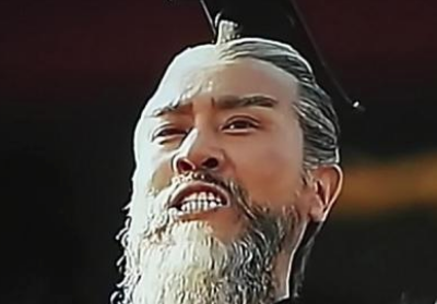 曹操不让曹丕重用司马懿，为何曹丕没听呢？