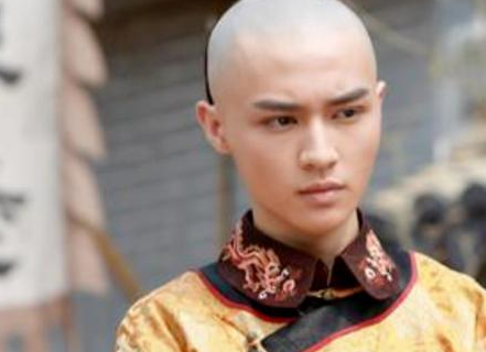 孝庄太后辅佐过两任皇帝 孝庄为什么不效仿武则天上位