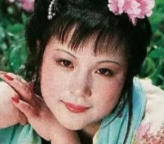 红楼梦寄宿在叔嫂家的史湘云是什么地位？待遇又如何？