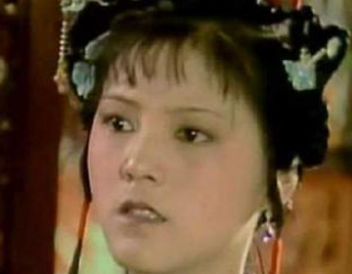 为何说王夫人害了袭人？真相是什么？