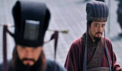 刘备如果统一三国的话 刘备最先会拿谁下手