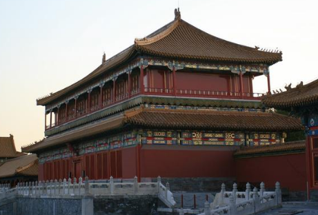 紫禁城为什么没有厕所？住在里面的人要怎么方便？