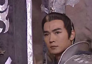 《西游记》二郎神听调不听宣，为什么要去打孙悟空？