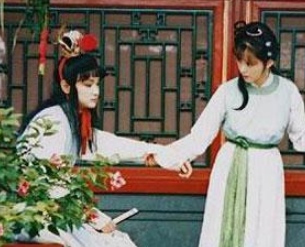 红楼梦晴雯为何不被其他丫鬟喜欢？原因是什么？