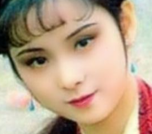 红楼梦中晴雯与袭人二人是如何处理问题的？有何不同