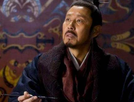 同样都是汉朝开国功臣 萧何是怎么做到善终的