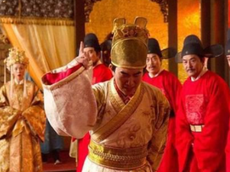 朱厚照曾冲入敌阵亲手杀死敌人，他究竟是什么画风？