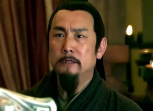 刘邦对卢绾非常宠幸，为何卢绾会选择背叛呢？