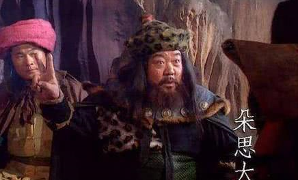 诸葛亮进兵南中时，为什么火烧藤甲兵会面露不忍之色？