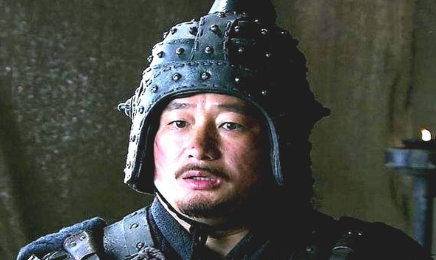 为什么糜芳被傅士仁一劝说，就选择了投降这条路？