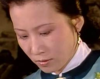 红楼梦中李纨选择在稻香村种杏花，是因为什么？