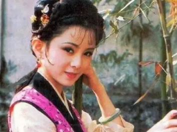 红楼梦中晴雯那么好，为什么王夫人要撵走她？