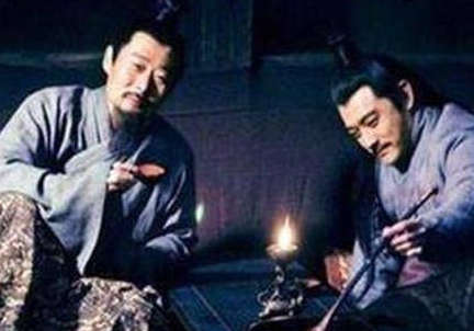 古代社会没有电 古人天黑之后就只能睡觉吗