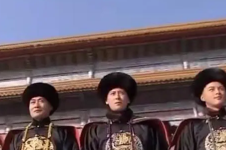 清朝时期的阿哥是什么样的级别 什么样的人才能封为铁帽子王