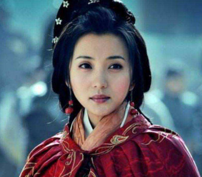 曹操把貂蝉送关羽后 貂蝉为什么晚上就自杀了