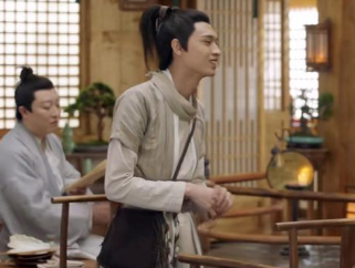 《瓦舍江湖》秦霄贤本色出演，饰演带着憨憨气质的小皇帝