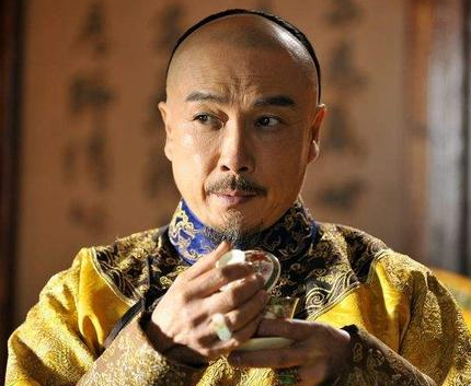 康熙临死前两次点名让一个男人陪葬 康熙为什么要那么做