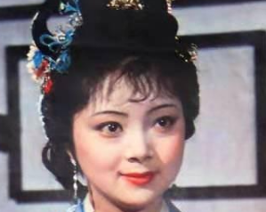 红楼梦中宝钗是如若协助探春管理大观园的？能力如何？