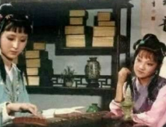 红楼梦中紫鹃那么在意宝玉黛玉之间的事，是为何？