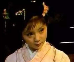 红楼梦中替王夫人买人参，宝钗这么做的目的是什么？